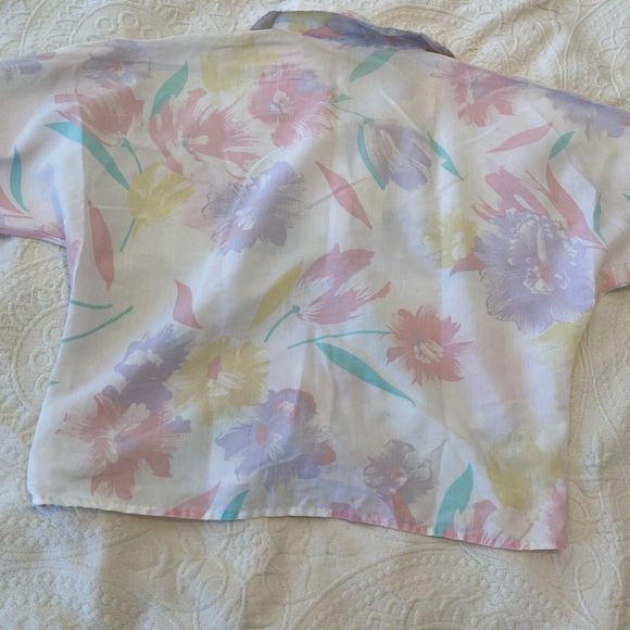 Vintage Ardmore size Medium Made in USA Pastel Garden Button Down Shirt - Picture 3 of 9